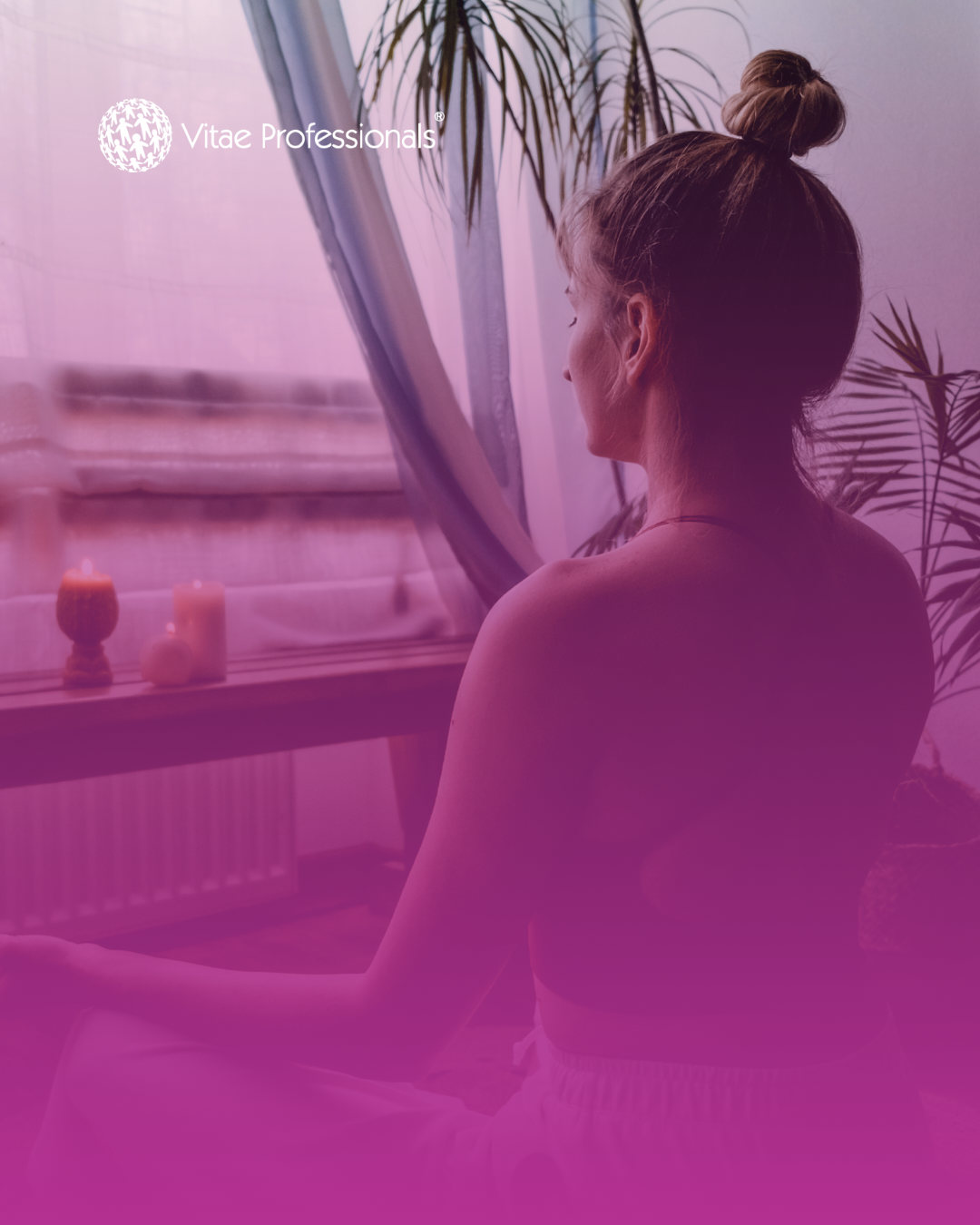 imagem de mulher a fazer meditação como forma de autocuidado