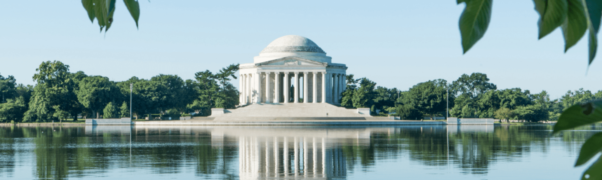 Capitólio dos Estados Unidos, localizado em Washington, D.C., simbolizando a governança e a história do país. A estrutura imponente é um marco arquitetônico, representando a sede do Congresso americano